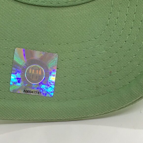 University of SOUTH CAROLINA Womans Hat Legacy Athletics Green Gamecocks - Picture 9 of 9